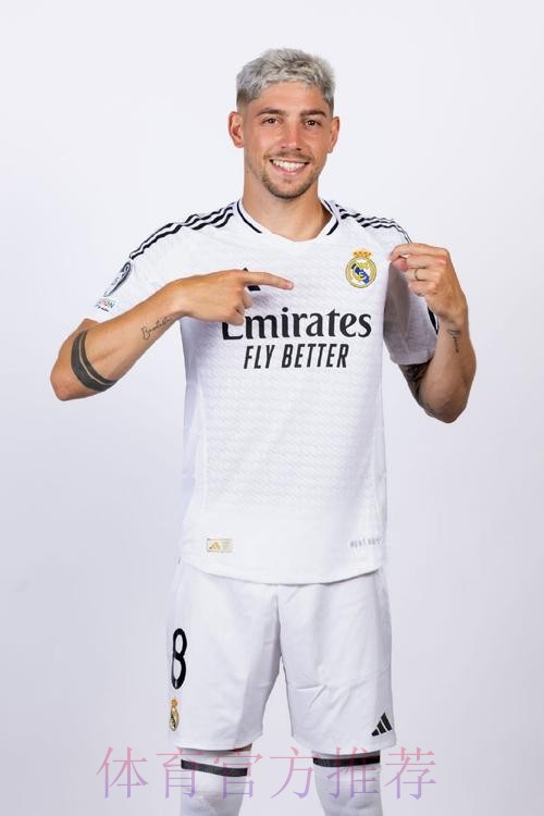 巴尔韦德:戴上队长袖标是种荣誉 安帅让我去进球